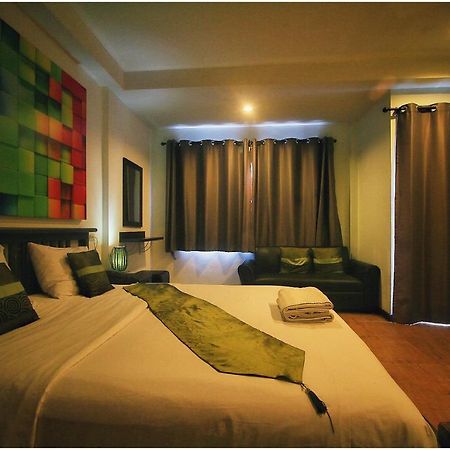 Colora Hotel Patong Phuket Extérieur photo